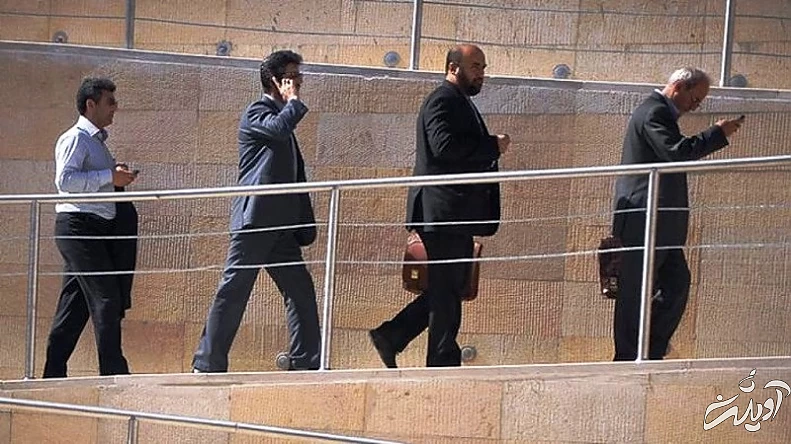 گرانی اینترنت؛ از گلایه و شکایت کاربران تا واقعیتهای اقتصادی گرانی اینترنت؛ از گلایه و شکایت کاربران تا واقعیتهای اقتصادی